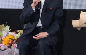 《开心岭》首映礼：巫刚致敬烈士