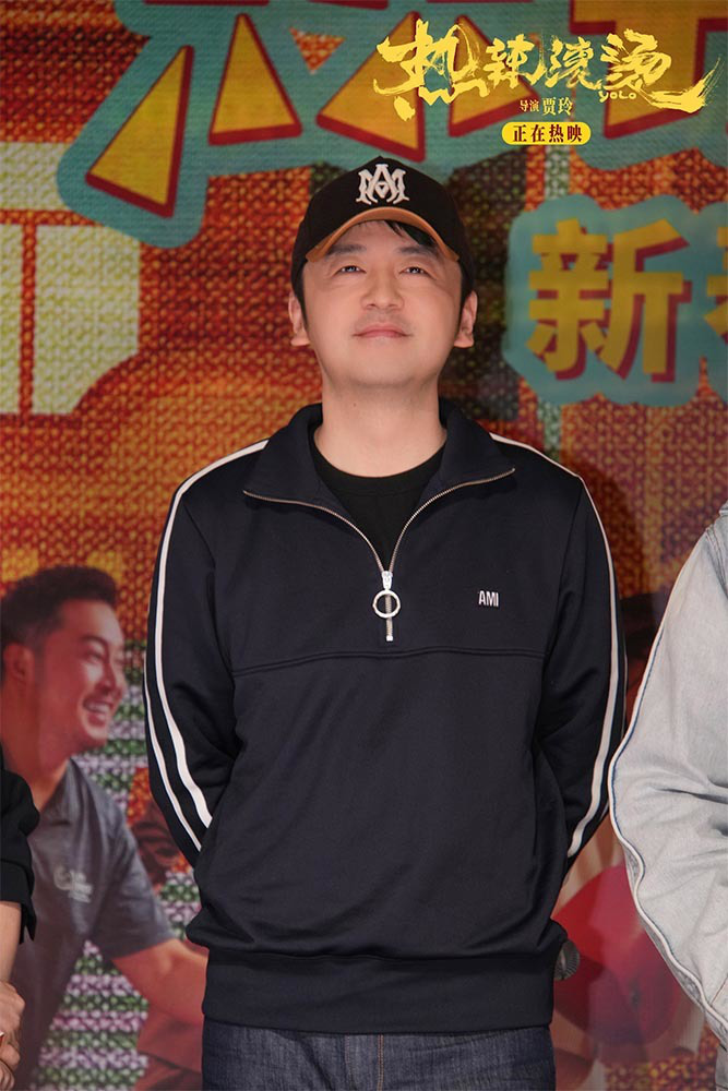 贾玲导演新片《热辣滚烫》掀起全国热映热潮，让人觉得热辣爱自己拥抱滚烫人生。