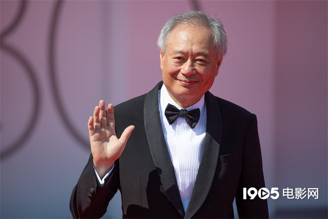 李安希望尽快拍摄李小龙传记片，并决定不采用3D技术