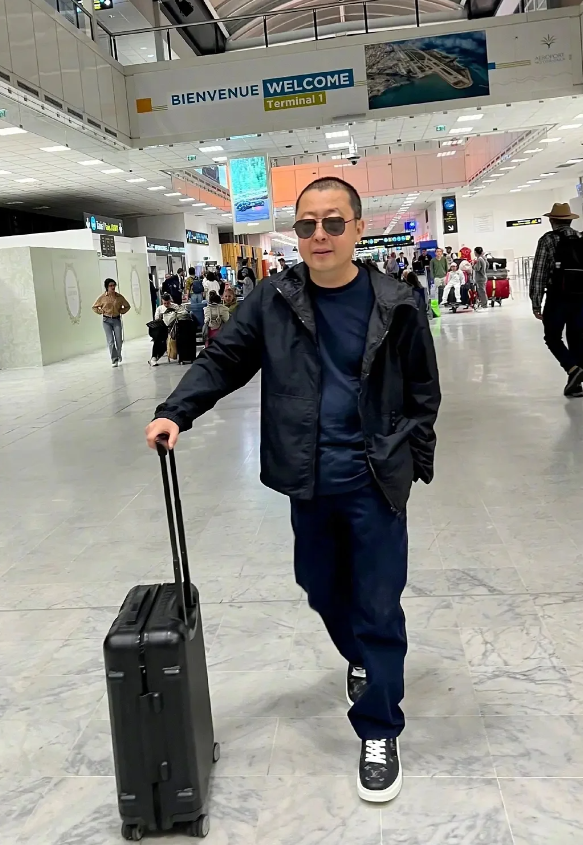 贾樟柯新作《风流一代》入围戛纳电影节主竞赛单元，导演现身法国-3