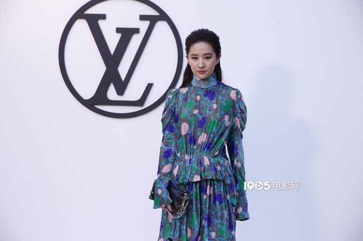 刘亦菲与超级女星安娜·德·阿玛斯同台亮相-1