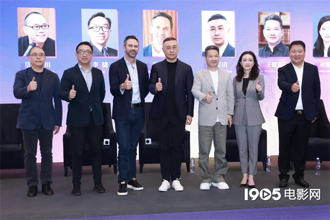 博纳宣布将开拍张艺谋执导的海外故事三部曲《三体》-1