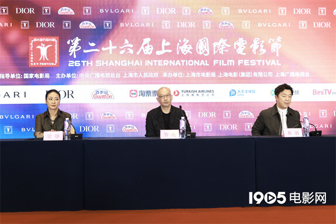 黄渤赞管虎新作：倪妮表现达到巅峰-1