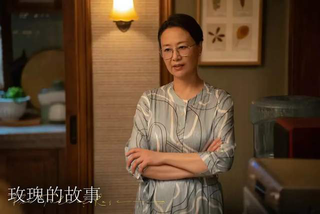 《玫瑰的故事》：戏中强势妈妈，戏外幸福美满-2