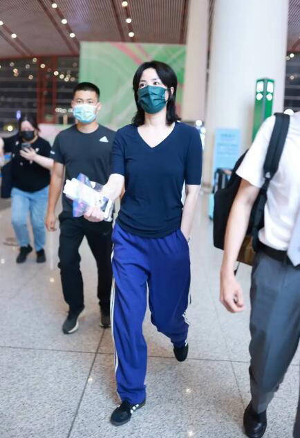 谢霆锋被称与王菲越来越相像，张学友称其大胆-2