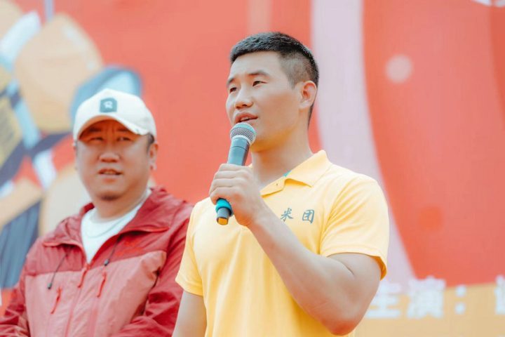 演员谢孟伟主演《“骑”逢对手》，呈现小人物生活图鉴-2