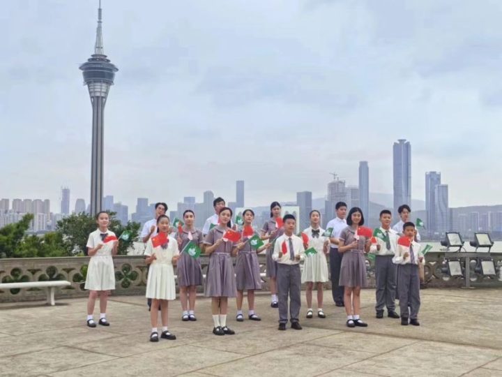 李海鹰推出MV《我们的道路》，献礼澳门回归纪念25周年-1