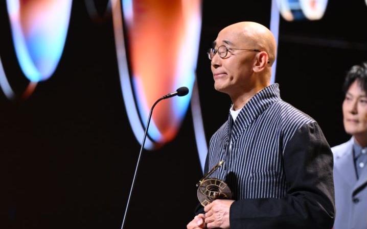 卢冠廷以《一生所爱》荣获首届影视音乐盛典“十大电影金曲”奖-1