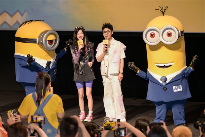 大鹏庄达菲超默契 搭档《神偷奶爸4》中国首映-1
