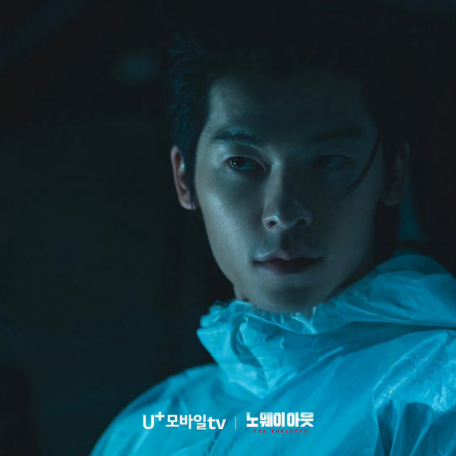 许光汉成为无处可逃的未知威胁，轮盘赌曝剧照-2