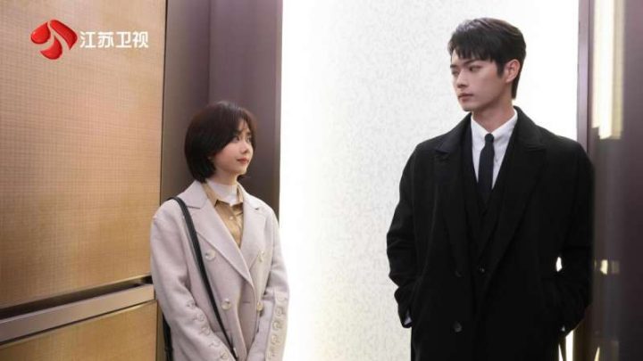 许凯在出演韩廷时展现自然高冷魅力，《你比星光美丽》主演不刻意装酷-2