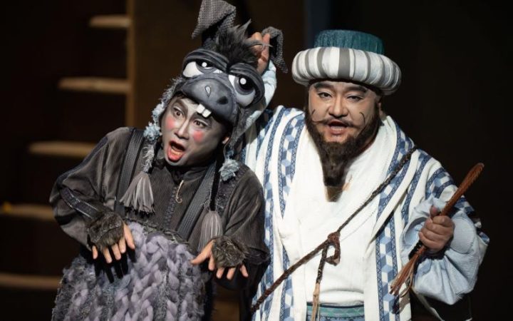 国家大剧院原创儿童歌剧《真假阿凡提》首次亮相，演员王宏伟成功变身阿凡提-2