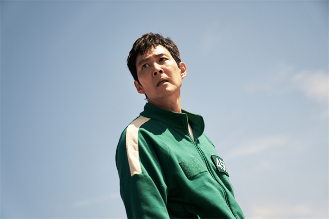 大赛即将开始！《鱿鱼游戏2》预告曝光，确定12.26上映-1