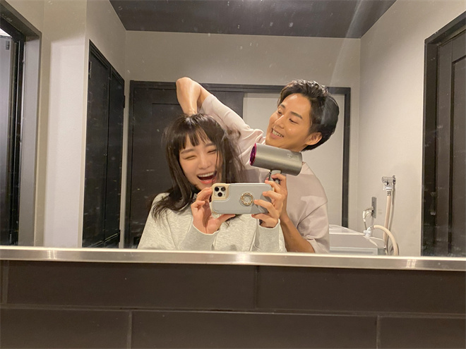 傲慢与善良：藤谷太辅和奈绪的甜蜜自拍曝光-2