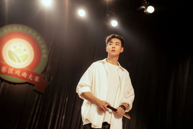 新标题：《种地吧》突破传统，这部电影带你领略全新视角！-2