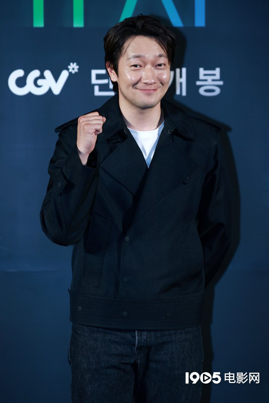 姜炯哲导演，《独行月球》韩版确定孙锡久出演-1