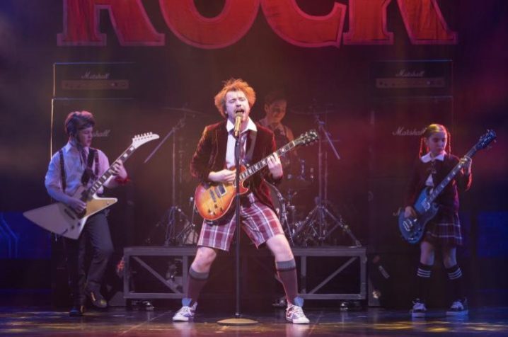 英文音乐剧《摇滚学校》夏季再度上演，激励孩子坚定追逐梦想-1