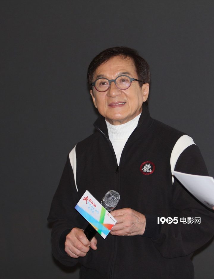 成龙现身武汉高校畅谈《香港功夫动作电影》-1