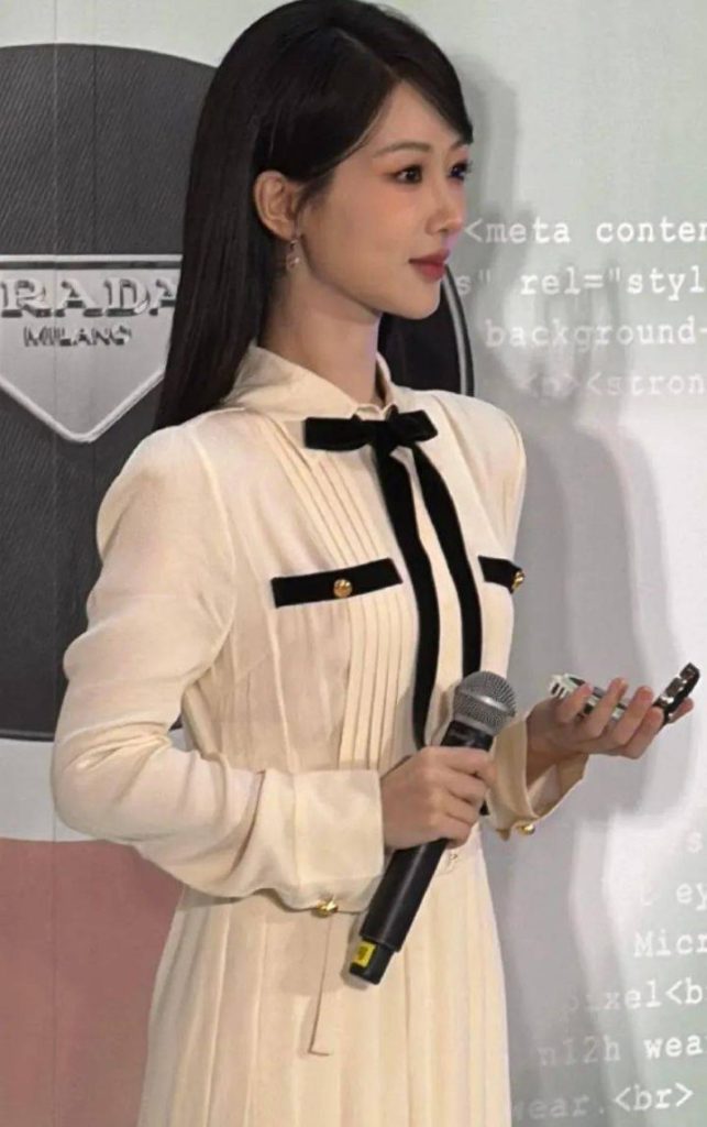 33岁杨紫清新脱俗美图曝光，仙女下凡般活力十足