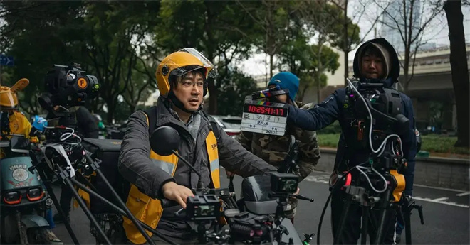 药神》之后，2.4电影频道首播《逆行人生-2