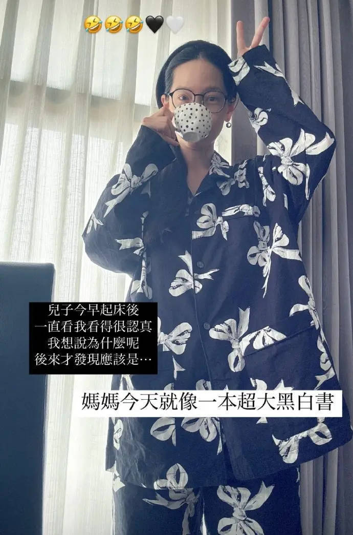 曾之乔产后首亮相，睡衣素颜展苗条身姿-1