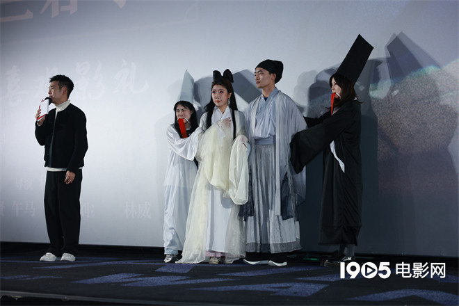 《倩女幽魂》北京观影：Coser致敬张国荣、王祖贤-2