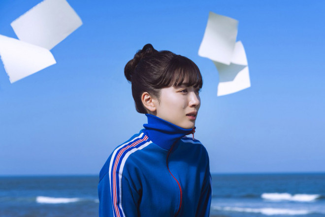 《写写画画》剧照：大泉洋竹剑指向永野芽郁-1