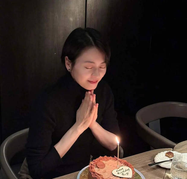 49岁梁咏琪生日派对：与古天乐等好友共庆，状态大好-2