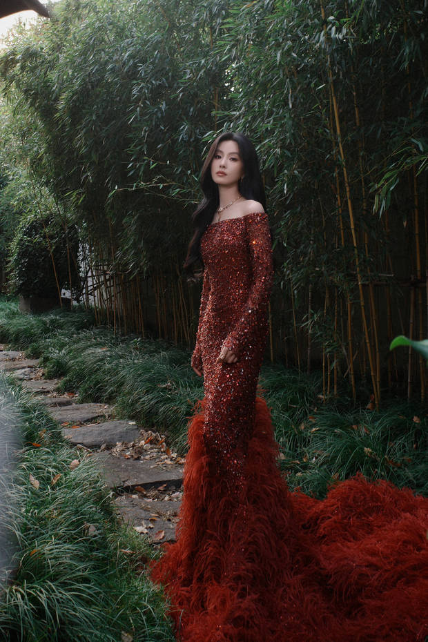 刘诗诗红裙镶钻，如焰火女神降临-2