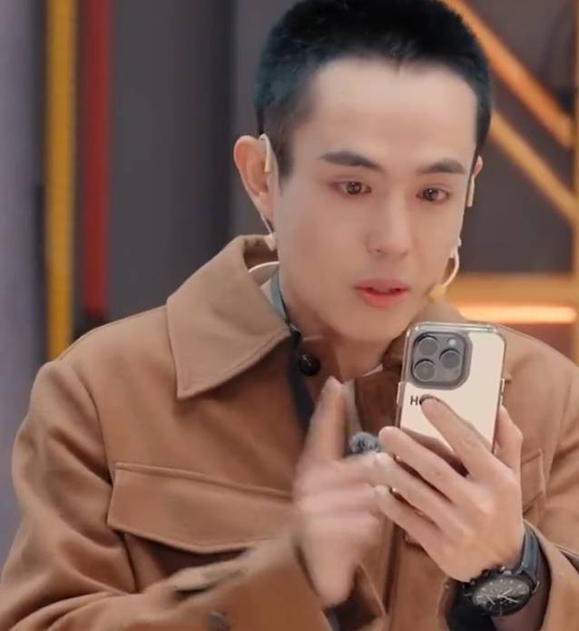 王星拒演自传：追求演技认可，非故事-2