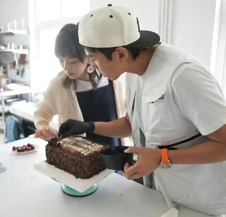 邓超孙俪“手作”蛋糕，小花11岁庆生记-2