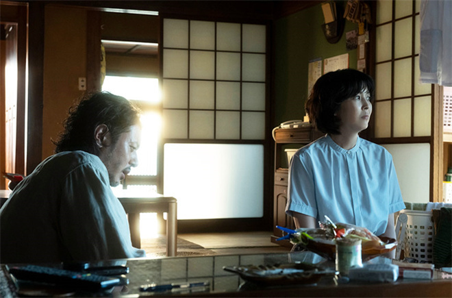 《夏日沙滩》预告：小田切让、松隆子体验失子之痛-1
