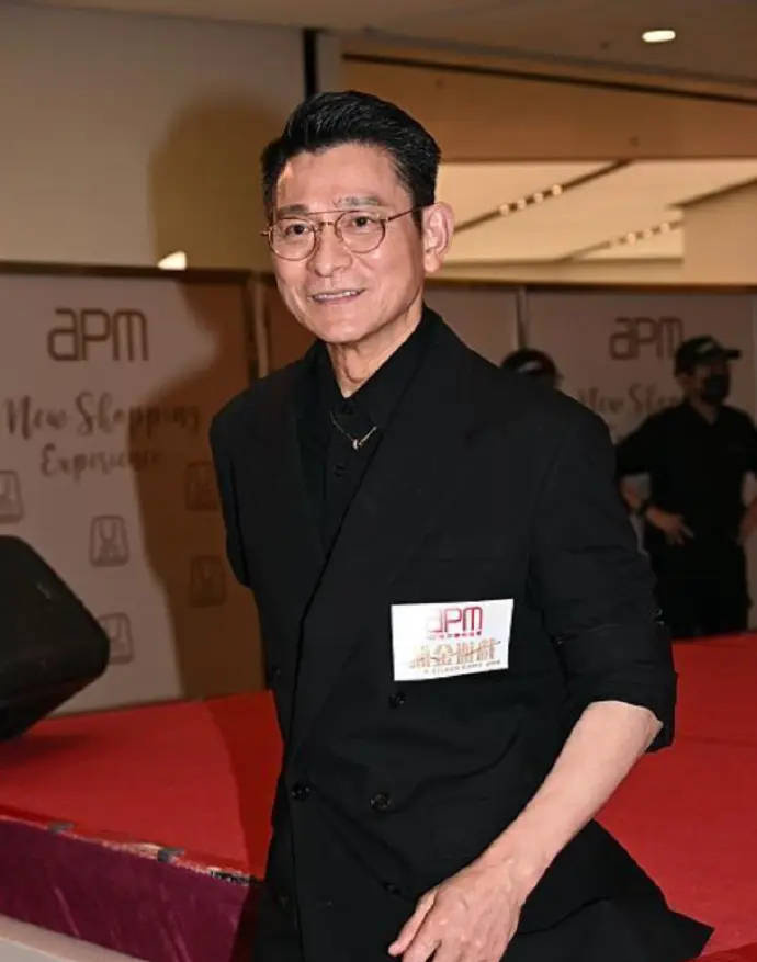 刘德华谈王晶爆料：不介意，众人皆知-1