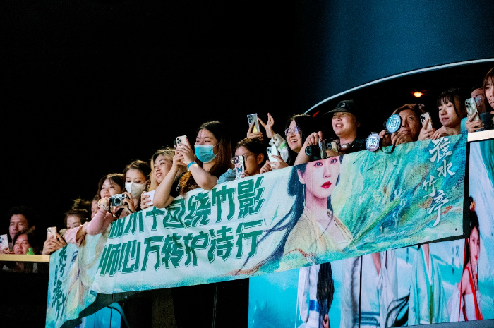“爱奇艺星舰计划”《淮水竹亭》新加坡特映 刘诗诗任海外大使-2