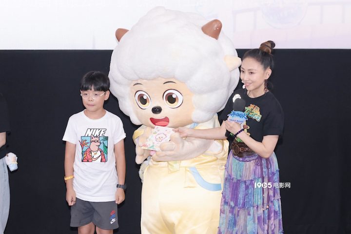 《喜羊羊与灰太狼：异国破晓》首映 配音幕后教学-1