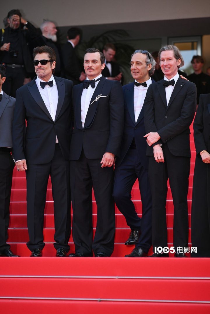 《腓尼基计划》:戛纳红毯星光熠熠,本尼、林志玲、周冬雨等闪耀登场-1 《腓尼基计划》:戛纳红毯星光熠熠,本尼、林志玲、周冬雨等闪耀登场-1