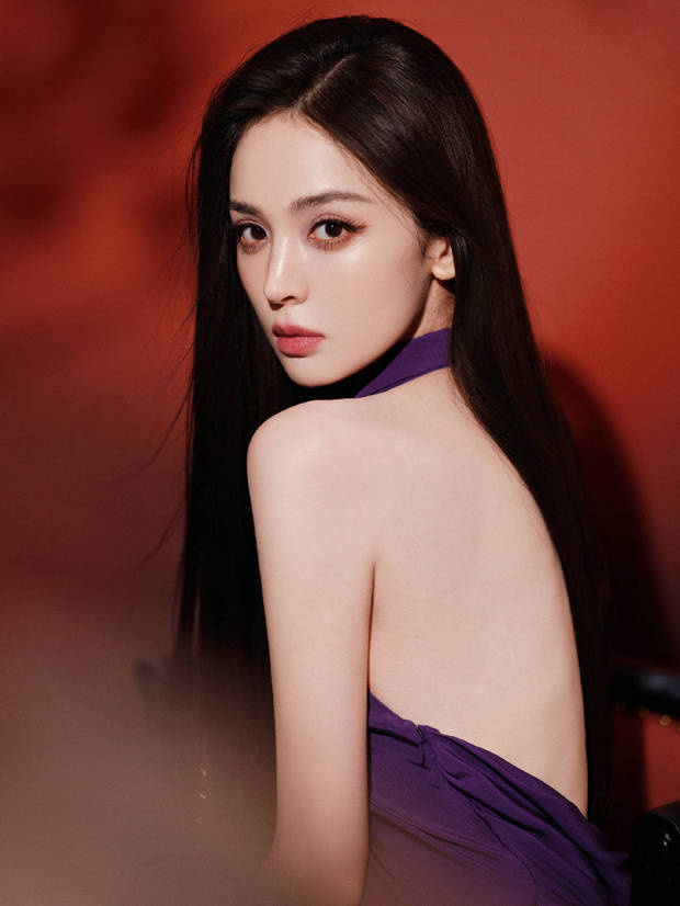 娜扎紫色露背裙亮相，性感美貌惊艳-2