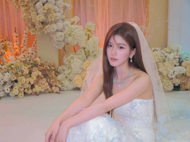 赵露思婚纱璀璨,眼神明亮,美艳动人-3 赵露思婚纱璀璨,眼神明亮,美艳动人-3