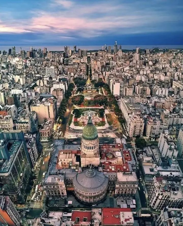 佳片推荐：《今天世界交给我》——世界尽头的光影故事-1