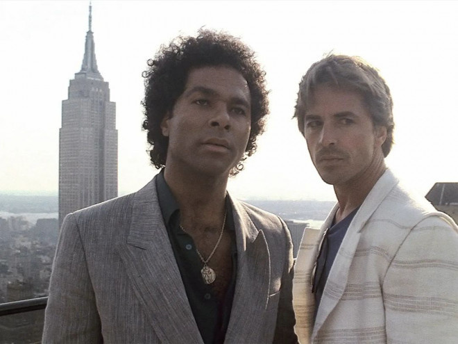 迈克尔·B·乔丹与格伦·鲍威尔共话《新迈阿密风云》-1 迈克尔·B·乔丹与格伦·鲍威尔共话《新迈阿密风云》-1